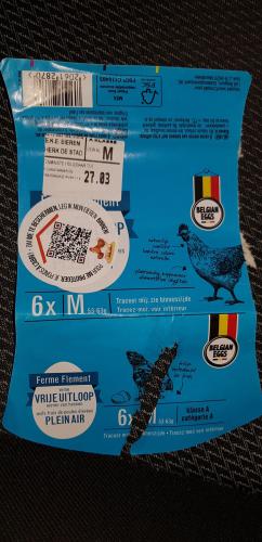 Bij LIDL werden later ook stickers toegevoegd om de consument te informeren over de ophokplicht.