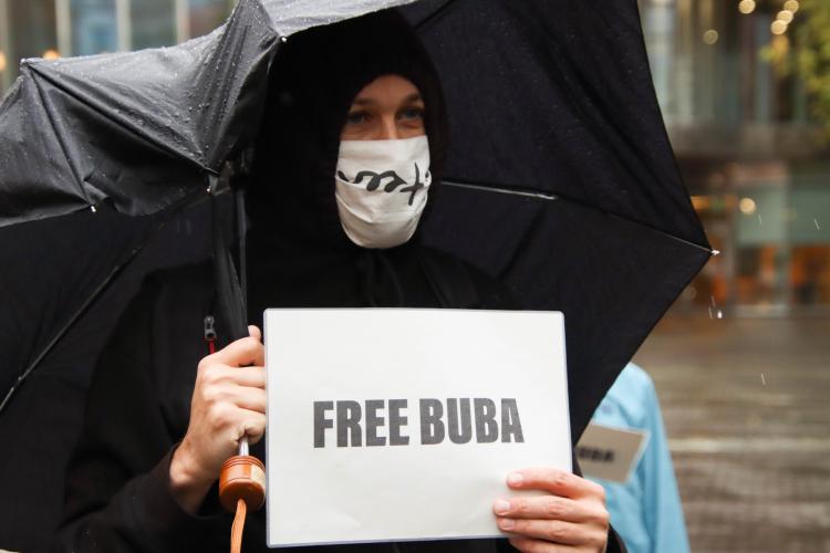 Demonstratie met Bite Back voor Buba bij de Tweede Kamer.